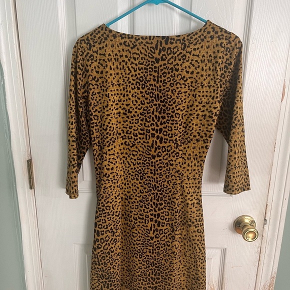 J. McLaughlin Sage Leopard Cheetah Print Ruched Dress Small - Picture 4 of 5